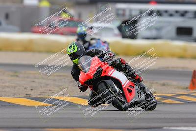 media/Jan-15-2023-SoCal Trackdays (Sun) [[c1237a034a]]/Turn 2 Set 2 (1155am)/